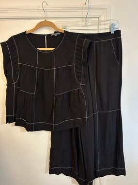 Adrianna Papell Outfit